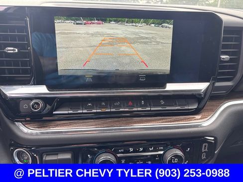 Used 2023 Chevrolet Silverado 1500 RST w/ Z71 Off-Road Package AWD/4WD image 17