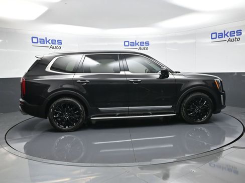 Used 2020 Kia Telluride SX w/ SX Prestige Package image 9