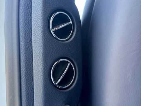 Used 2016 Rolls-Royce Ghost RWD image 32