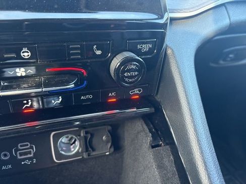 Used 2022 Jeep Grand Cherokee L Limited image 28