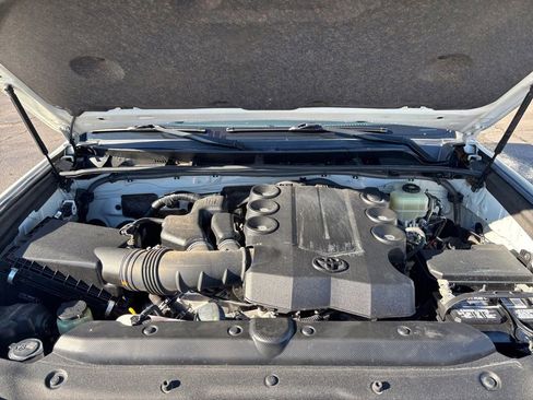 Used 2019 Toyota 4Runner 4WD image 25