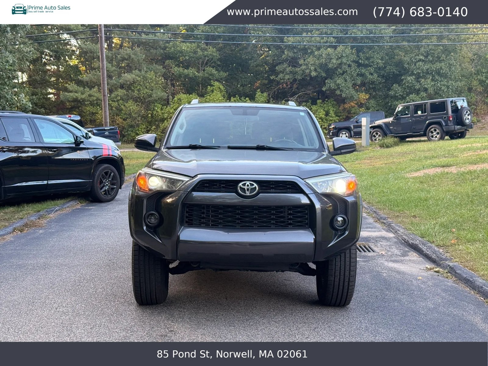 Used 2015 Toyota 4Runner SR5 AWD/4WD image 3