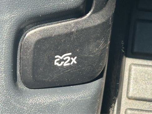 Used 2024 Ford Escape Platinum AWD/4WD image 21