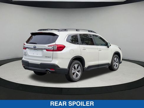 Certified 2024 Subaru Ascent Premium w/ Convenience Package image 4