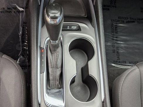 Used 2020 Chevrolet Malibu LT image 11