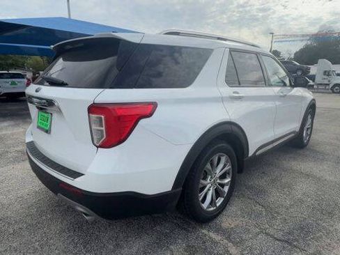 Used 2021 Ford Explorer Limited w/ Equipment Group 301A RWD image 8