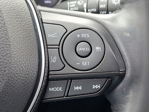 Certified 2020 Toyota RAV4 XLE Premium image 22