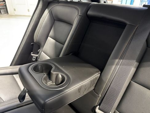 Used 2020 Chevrolet Equinox Premier AWD/4WD image 40