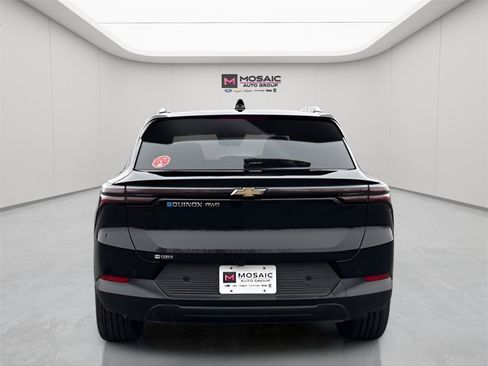 New 2026 Chevrolet Equinox EV LT image 6