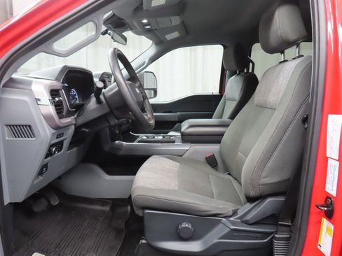 Used 2023 Ford F150 XLT w/ XTR Package image 11