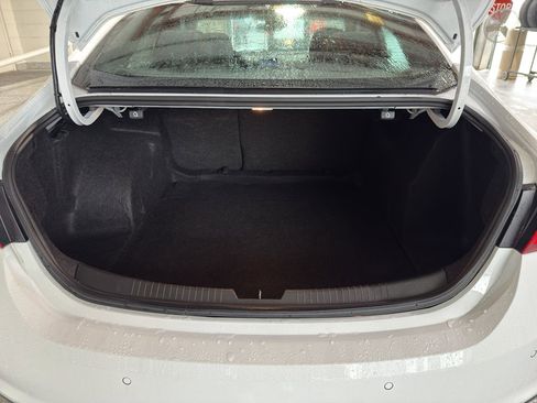 Used 2024 Chevrolet Malibu LT image 23