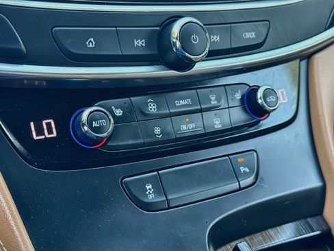 Used 2018 Buick LaCrosse Essence FWD image 16