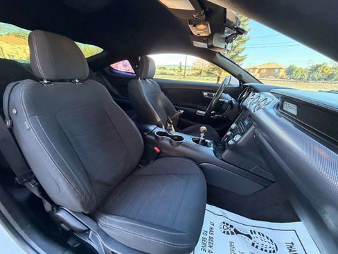 Used 2015 Ford Mustang GT RWD image 19
