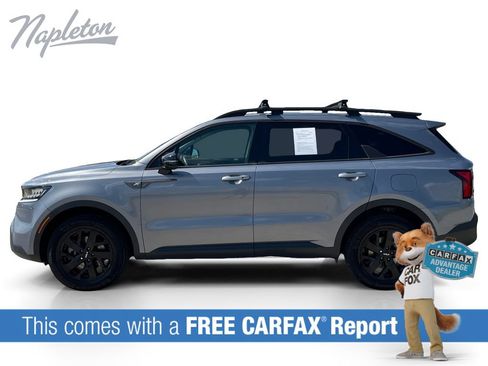 Used 2022 Kia Sorento S AWD/4WD image 2