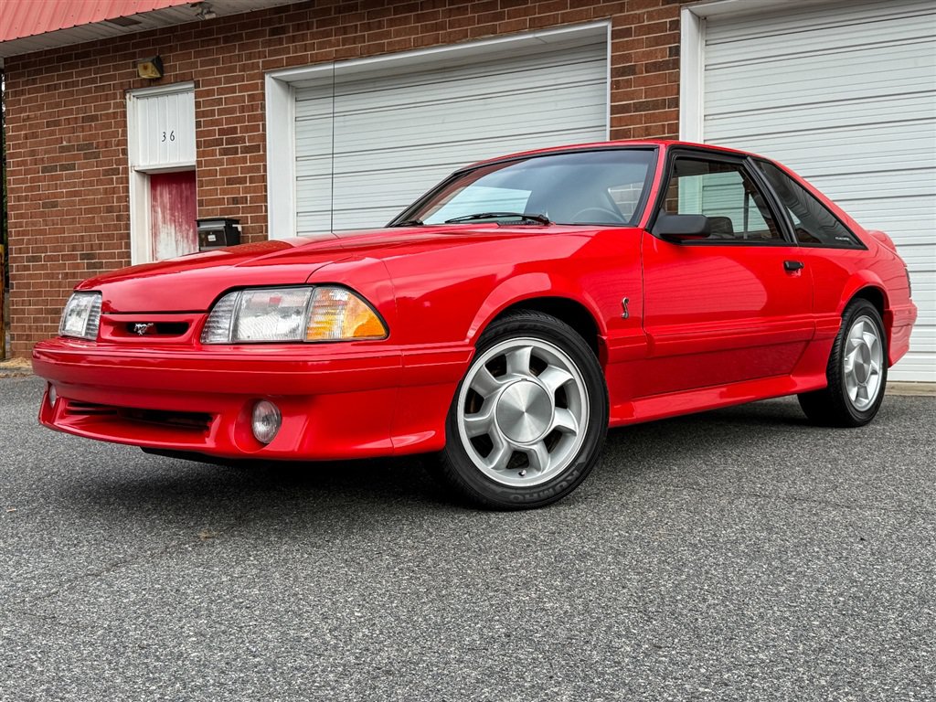 Used 1993 Ford Mustang Cobra RWD image 2