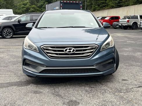 Used 2017 Hyundai Sonata Sport w/ Value Edition Package 02 FWD image 9