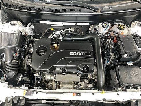 Used 2021 Chevrolet Equinox LT image 14