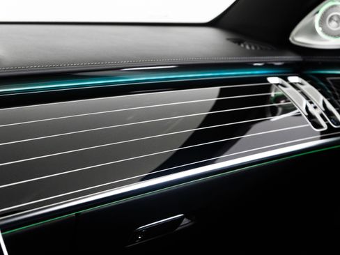 Used 2024 Mercedes-Benz Maybach S 580 4MATIC image 35