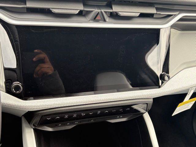 New 2026 Jeep Cherokee Laredo AWD/4WD image 17