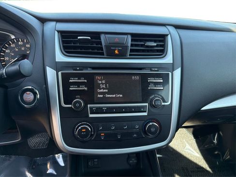 Used 2017 Nissan Altima 2.5 SR image 14