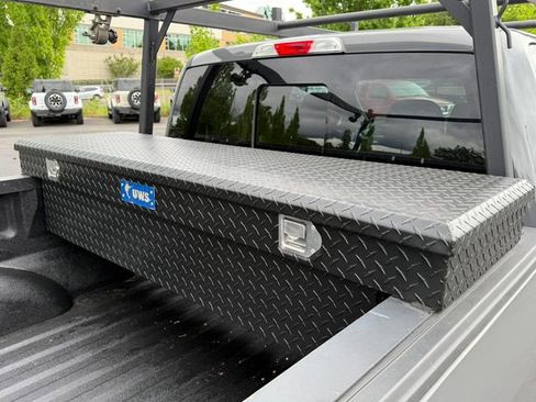 Used 2018 Ford F150 XLT w/ Equipment Group 302A Luxury AWD/4WD image 27