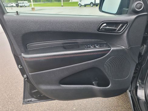 Used 2025 Dodge Durango GT AWD/4WD image 19