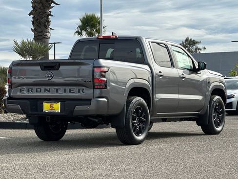 New 2026 Nissan Frontier SV image 5