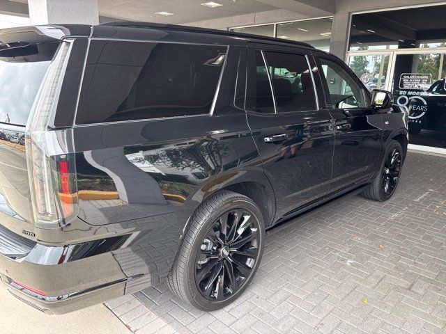 Certified 2026 Cadillac Escalade Platinum Sport w/ LPO, ONYX Package AWD/4WD image 5
