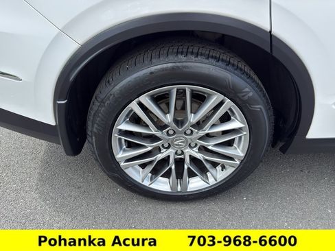 Certified 2024 Acura MDX SH-AWD w/ Advance Package image 28