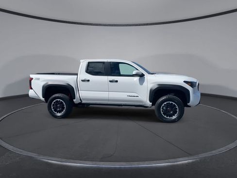 New 2026 Toyota Tacoma TRD Off-Road AWD/4WD image 2