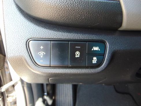 Used 2022 Kia Seltos LX AWD/4WD image 19