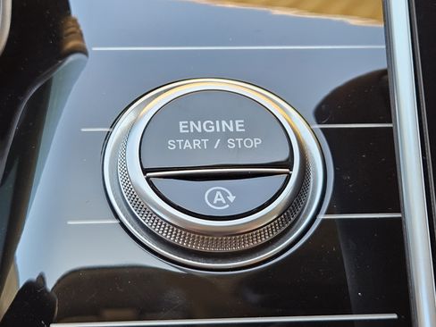 Used 2022 Mercedes-Benz S 580 4MATIC Sedan image 32