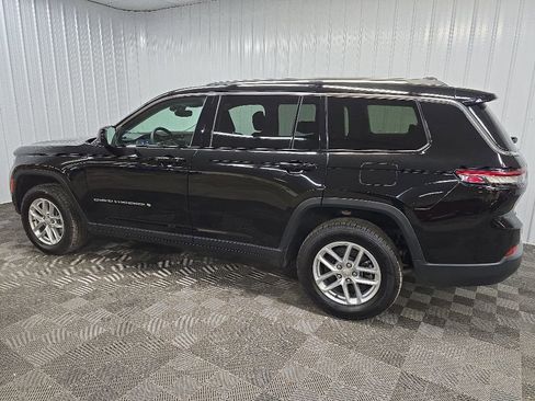 Used 2024 Jeep Grand Cherokee L Laredo w/ Trailer Tow Package AWD/4WD image 4
