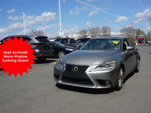 Used 2016 Lexus IS 200t image 1
