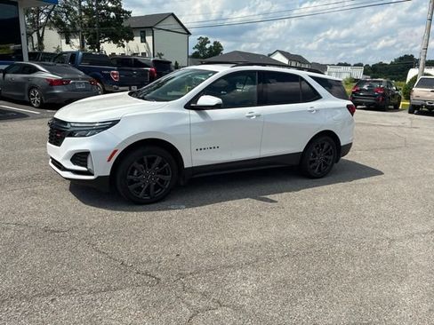 Used 2022 Chevrolet Equinox RS w/ RS Leather Package AWD/4WD image 13