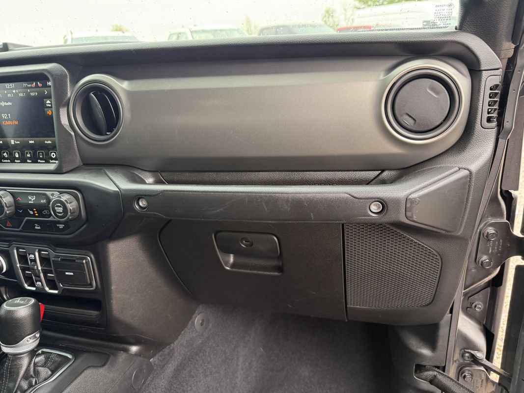 Used 2023 Jeep Gladiator Sport AWD/4WD image 19