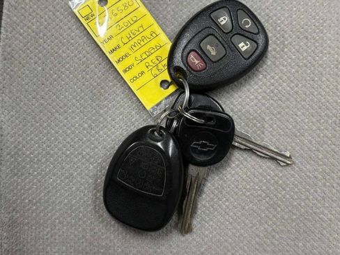 Used 2010 Chevrolet Impala LT w/ Convenience Package image 35