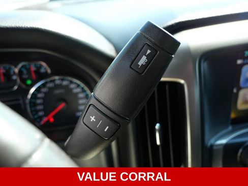 Used 2018 Chevrolet Silverado 1500 LT w/ All Star Edition AWD/4WD image 24
