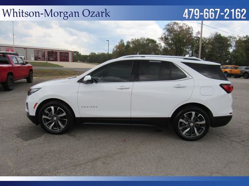 Used 2024 Chevrolet Equinox Premier FWD image 7