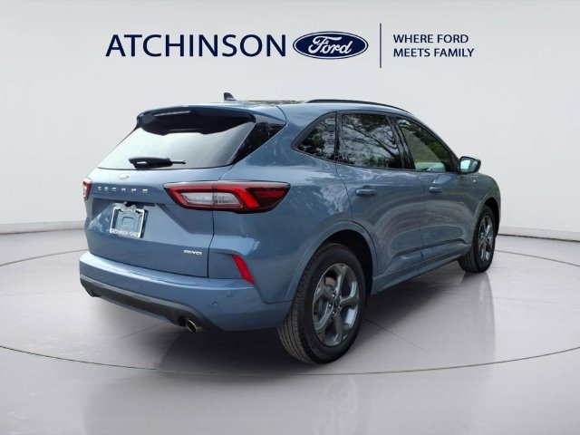 Certified 2024 Ford Escape ST-Line w/ Tech Pack #1 AWD/4WD image 5