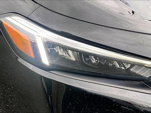 Used 2023 Honda Civic Touring image 27