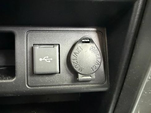 Used 2023 Toyota 4Runner SR5 Premium w/ SR5 Premium Package AWD/4WD image 28