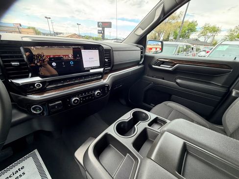 Used 2024 GMC Sierra 1500 Elevation w/ X31 Off-Road Package image 26