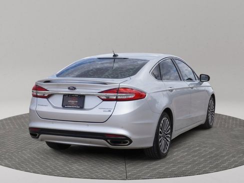 Used 2018 Ford Fusion Titanium image 2