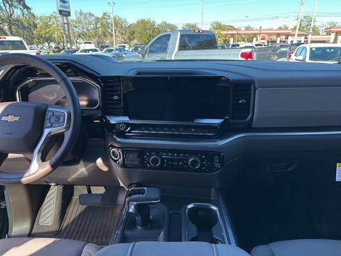 New 2026 Chevrolet Silverado 1500 LTZ w/ LTZ Premium Package image 3