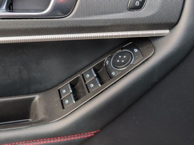 Used 2025 Ford Explorer ST-Line RWD image 14