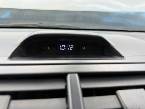 Used 2013 Toyota Camry LE FWD image 34