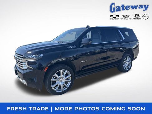 Used 2023 Chevrolet Tahoe High Country w/ Premium Package 2 AWD/4WD image 1