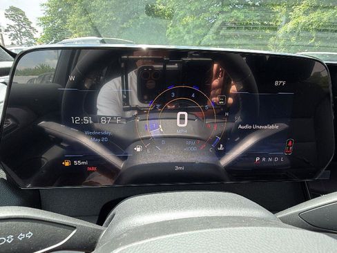 New 2026 Chevrolet Traverse LT w/ Sun and Wheel Package FWD image 26