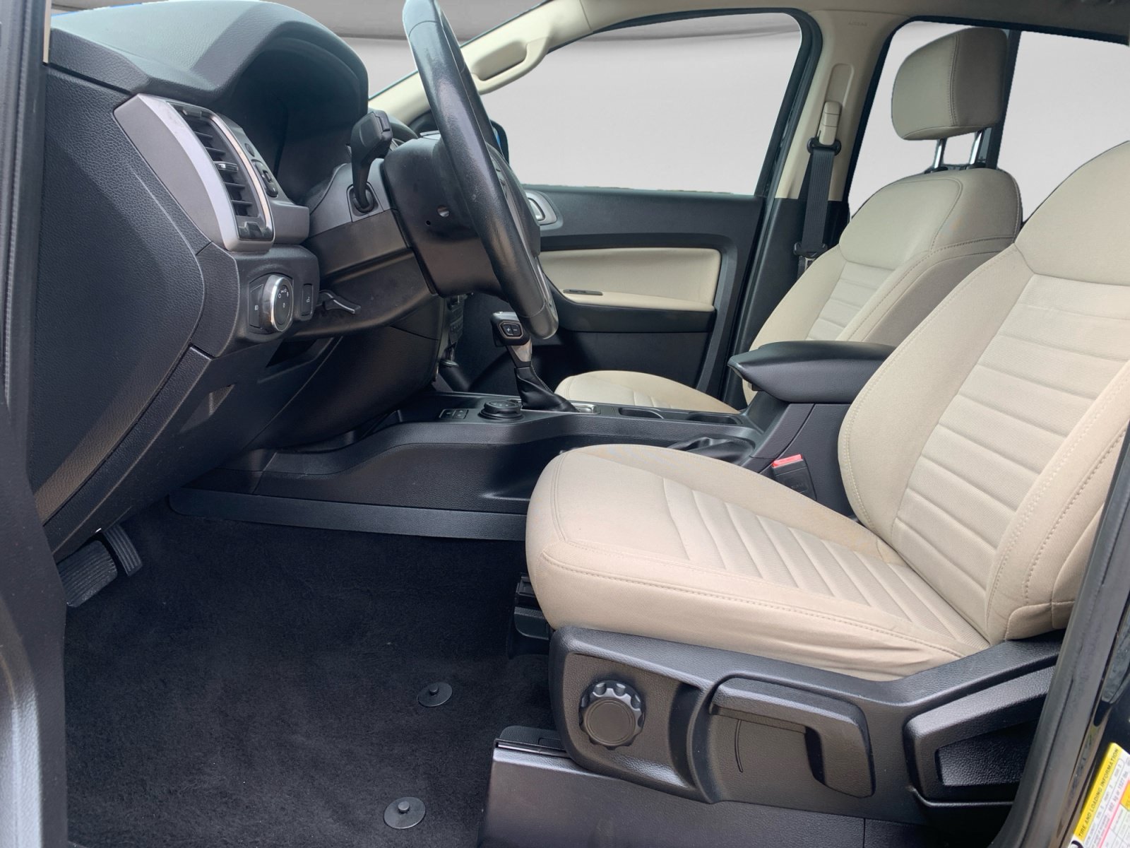 Used 2021 Ford Ranger XLT w/ Equipment Group 301A Mid AWD/4WD image 28
